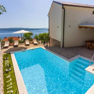 villa-antani.primorje-gorskikotar.com/